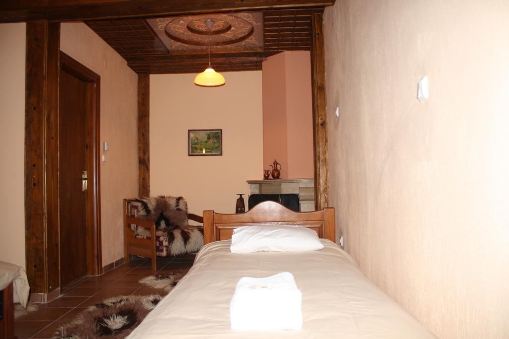 Guesthouse To Spiti Τou Gakou Nestorion Pokój zdjęcie