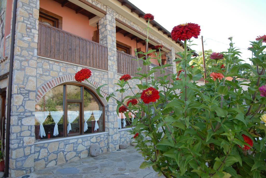 Guesthouse To Spiti Τou Gakou Nestorion Zewnętrze zdjęcie